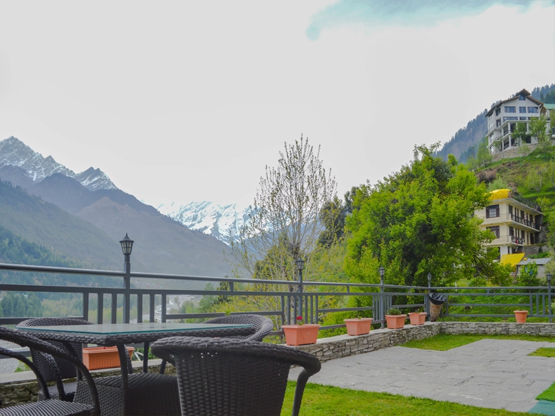 4 star hotels in manali The Khar-Garden